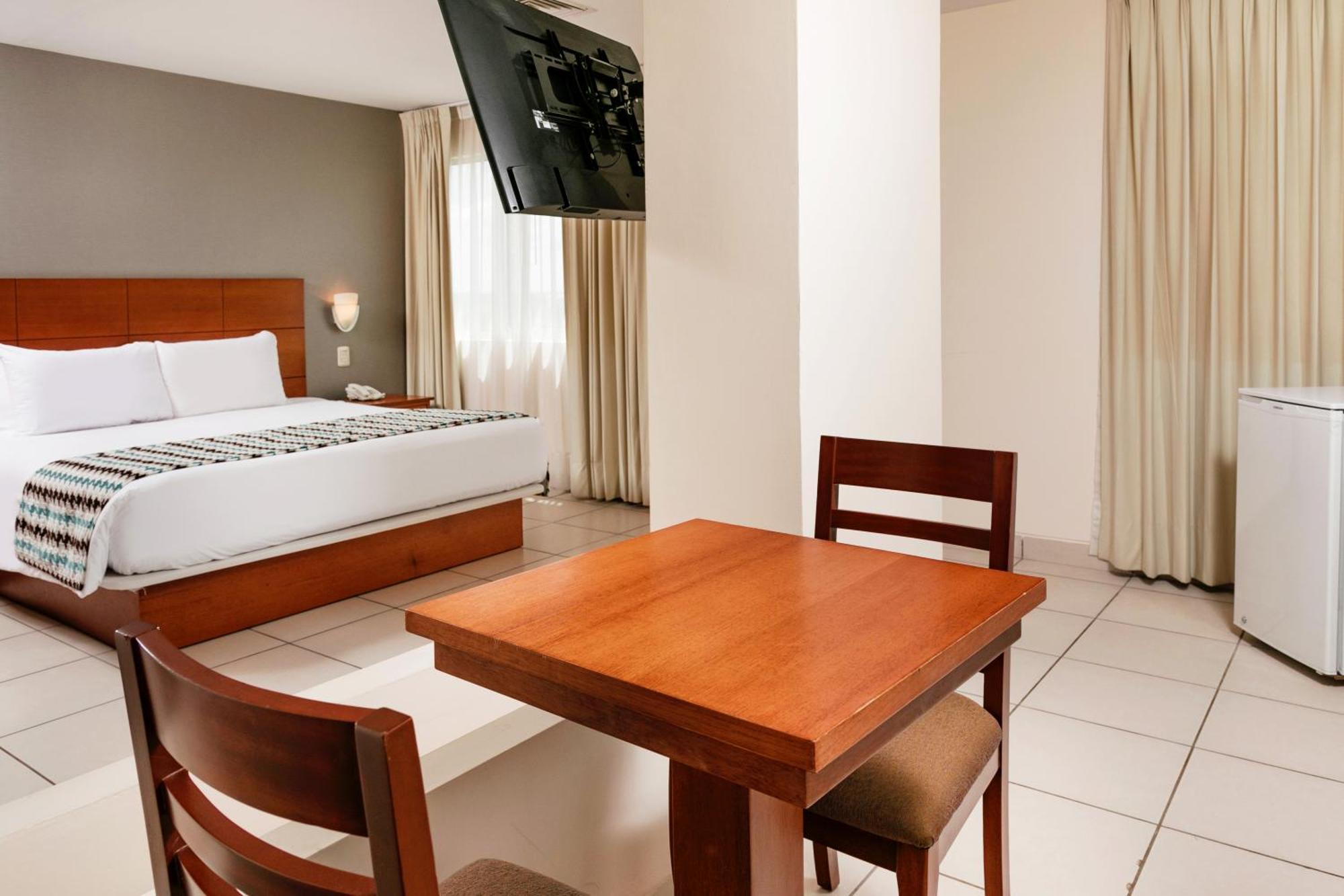 Wyndham Costa Del Sol Pucallpa Exteriör bild